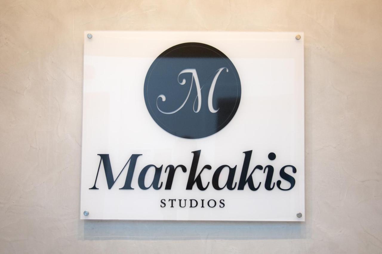 Markakis Studios Fira Town מראה חיצוני תמונה